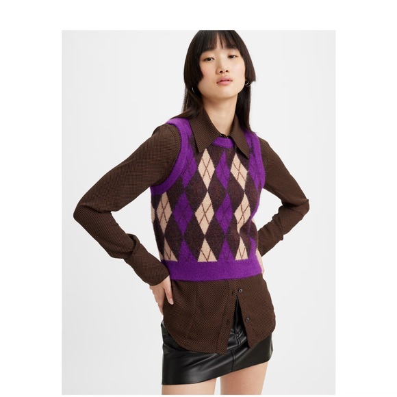 Levis deja vu sweater vest - Picture 8 of 9